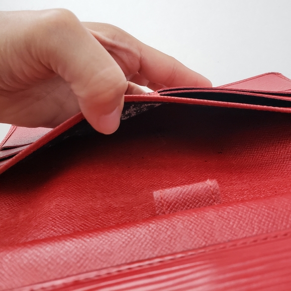 Authentic Louis Vuitton Red Epi Leather Wallet - Picture 13 of 15